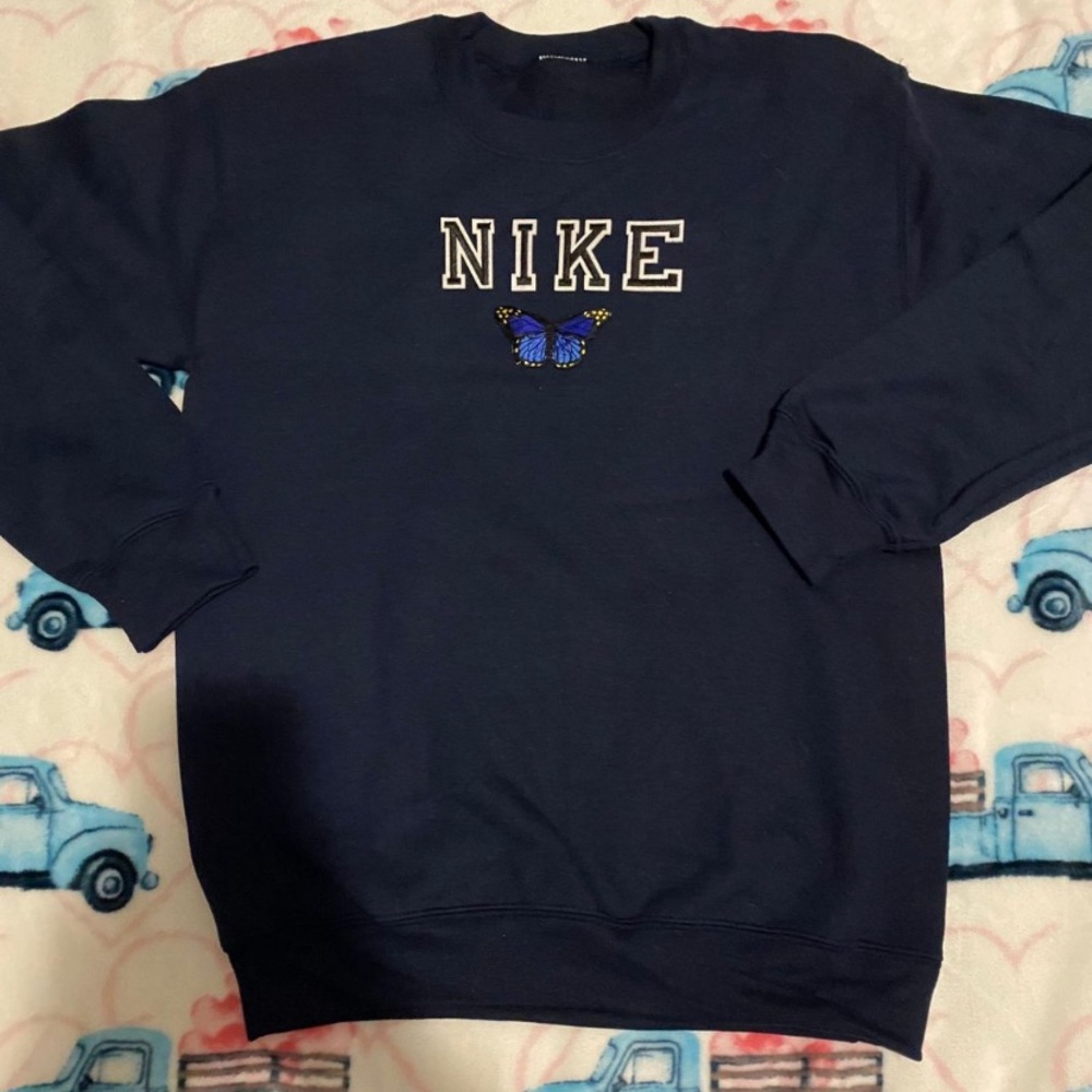 Vintage crewneck